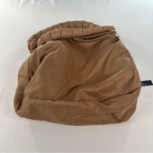 Free People FP Movement Quilted Carry All Tote Beige Overnight Bag Gym Large EUC - Picture 8 of 11